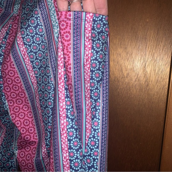 Women’s XXL FIRSTWAY Multi Colored Floral Striped Flare Leg Capri Yoga Pants EXC - Picture 13 of 16